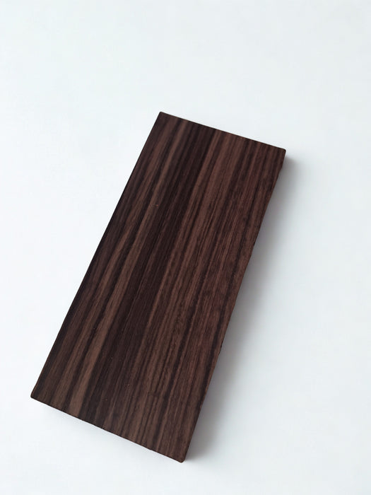 Pala Palosanto de India